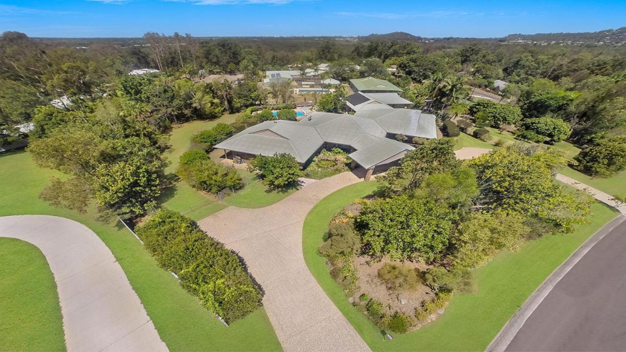 River Gum Luxury Bed And Breakfast Diddillibah Exterior photo